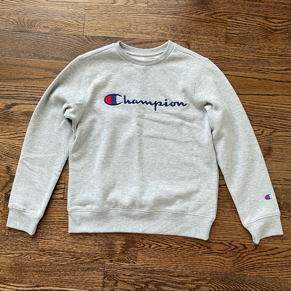 New no tags Kids’ Champion sweatshirt. Unisex Medium. Soft brushed fleec…